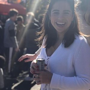 Meet your Posher, Kelly
